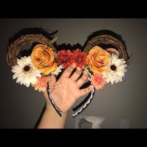 grape vine minnie ears